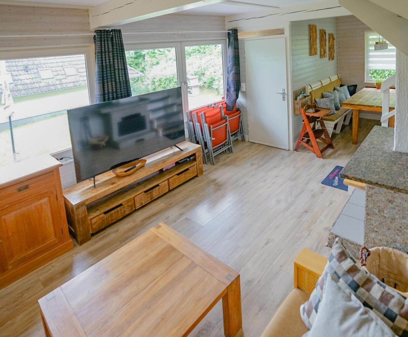 Ferienhaus "Gestiefelter Kater" Am See Im Bergland Kirchheim  Exterior photo